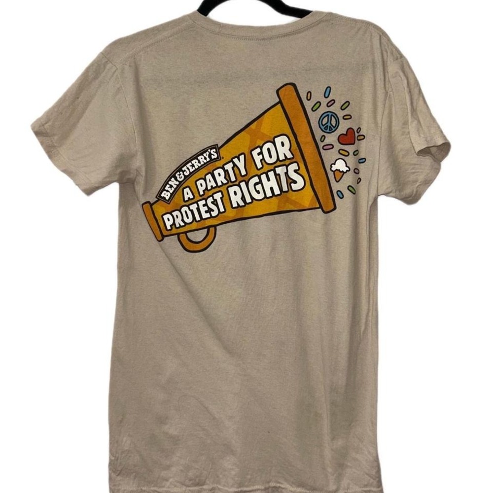 Ben‎ & Jerry's A Party For Protest Rights tan shirt limited edition S small